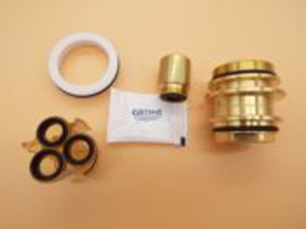 Grohe 12701001 Spühladabter für UP-Armaturen Grohe 12701001 Spühladabter für UP-Armaturen