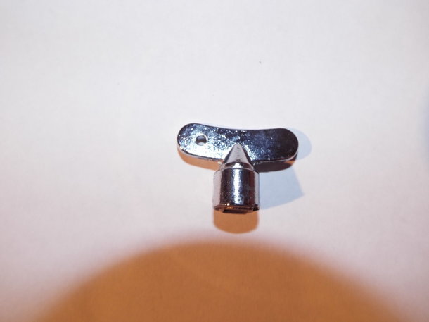 Ersatzschlüssel zu Auslaufhahn mit Vierkant 6 mm