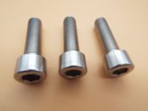 Hansgrohe 97670000 Zylinderschraube M10 x 35 mm
