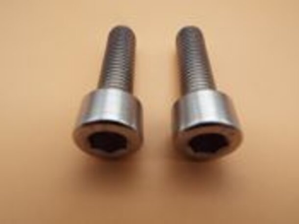 Hansgrohe 97769000 Zylinderschrauben M5 x 45 mm (2 Stück)